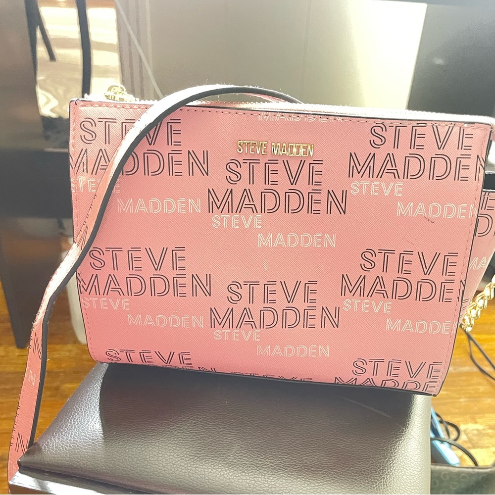 Steve Madden pink cross body super cute was only used once still almost new